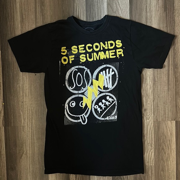 5 Seconds Of Summer T-Shirt - Picture 1 of 3